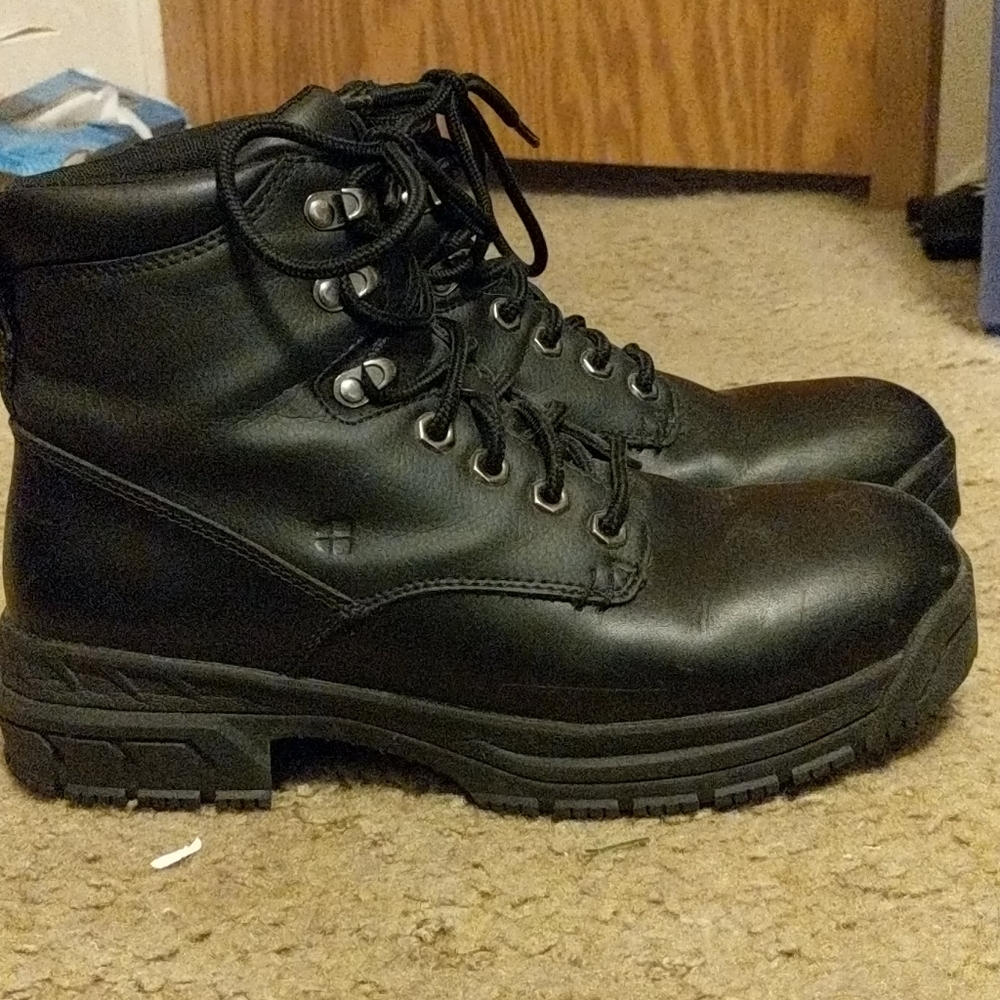 ShoesforCrews Oil & Slip Resistant Boots
